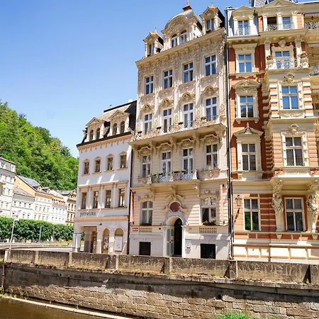 Hotel Alisa 4*