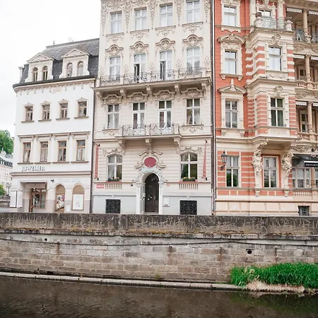 Alisa Karlsbad