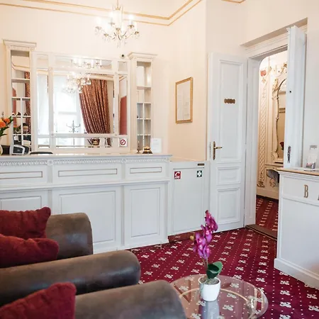 Hotel Alisa 4*