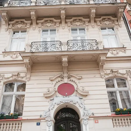 Alisa Hotel
