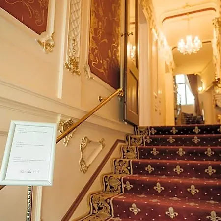 Hotel Alisa 4*