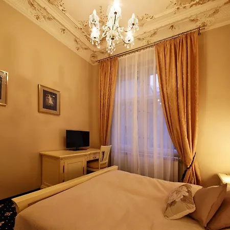 Alisa Hotel